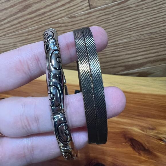 Bracelet Lot 11 Pieces Silver Black Gold Tone Stacking Shimmer Bangles Filigree - Picture 5 of 13